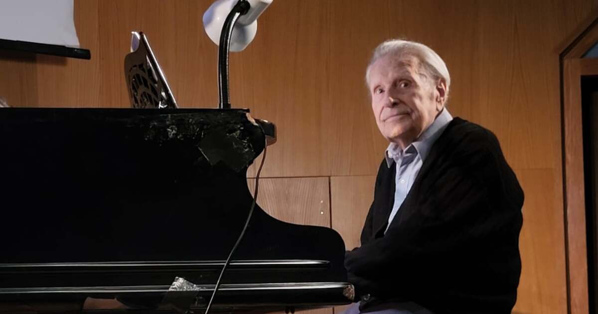 O noapte specială pentru maestrul László Rooth la vârsta de 105 ani O noapte specială pentru maestrul László Rooth la vârsta de 105 ani