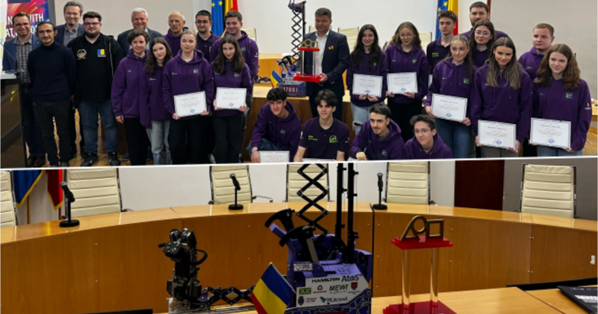 VIDEO. Team CSH, echipa de robotică, premiată la UVT pentru succesul din SUA VIDEO. Team CSH, echipa de robotică, premiată la UVT pentru succesul din SUA