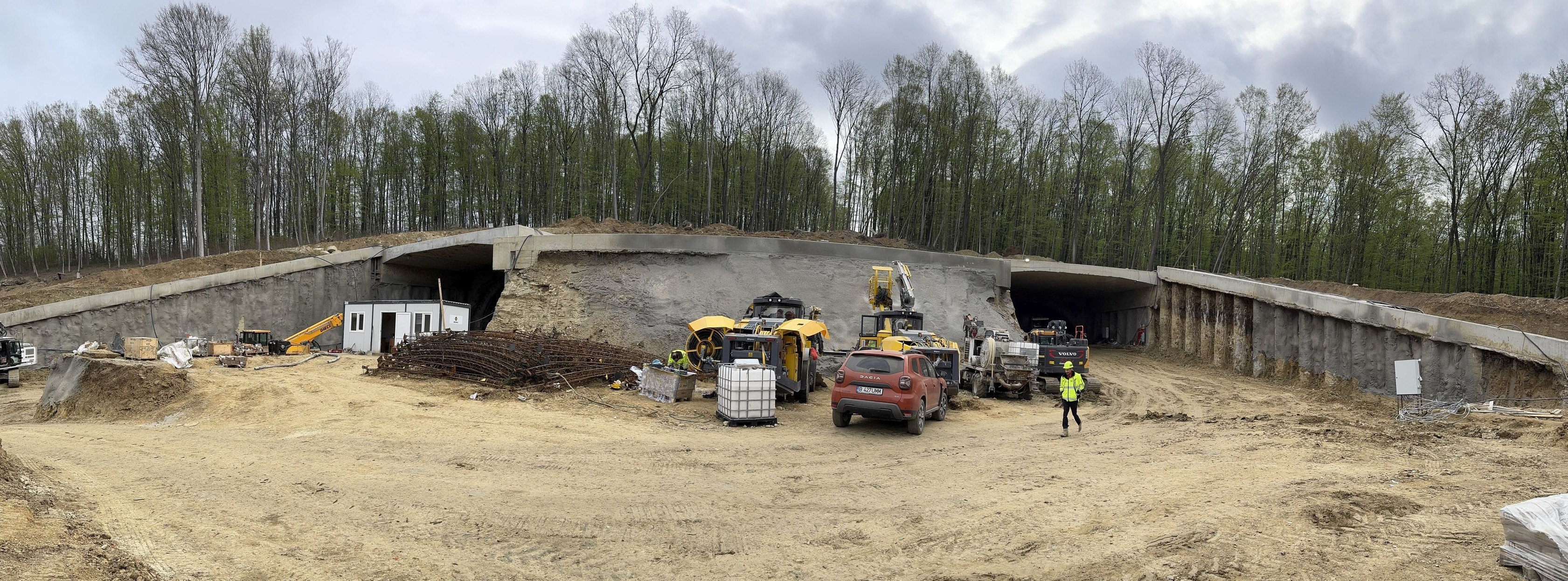 tuneluri margina holdea - aprilie 2025 (20)