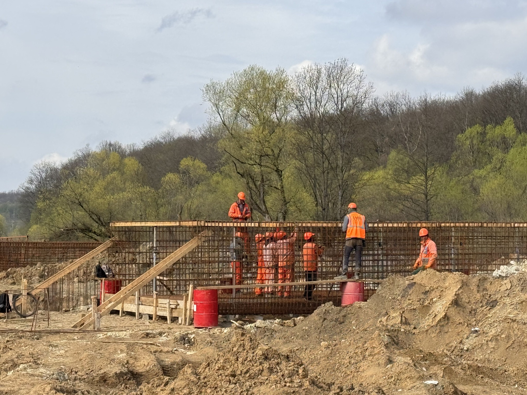 tuneluri margina holdea - aprilie 2025 (26)