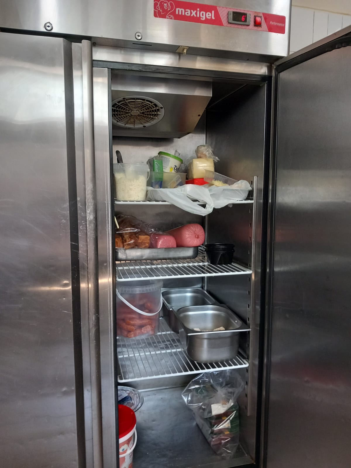 restaurant Dorna inchis opc (10)