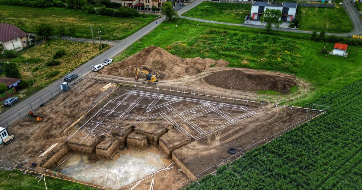 Se demarează construcția unei noi grădinițe în Dumbrăvița, investiție de 2 milioane de euro. Se demarează construcția unei noi grădinițe în Dumbrăvița, investiție de 2 milioane de euro.