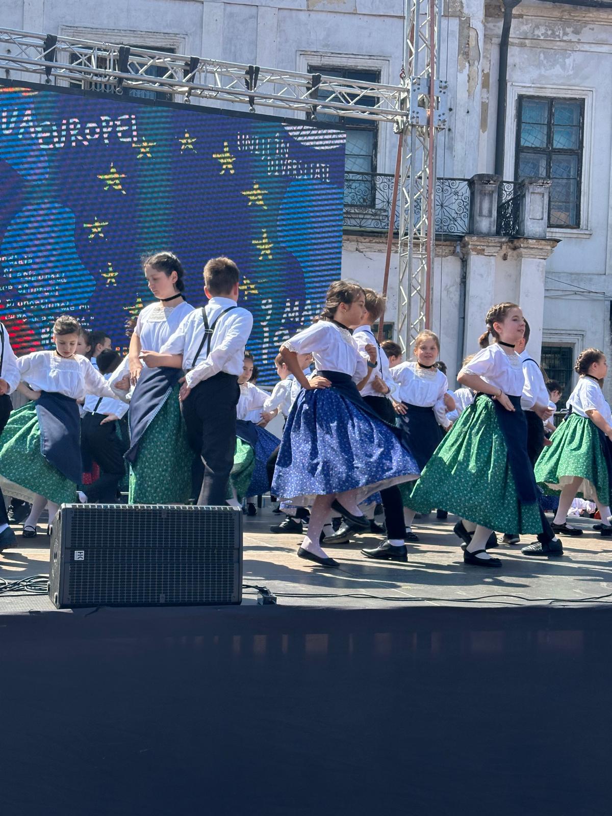 WhatsApp Image 2025-05-09 at 12.58.17 (4)