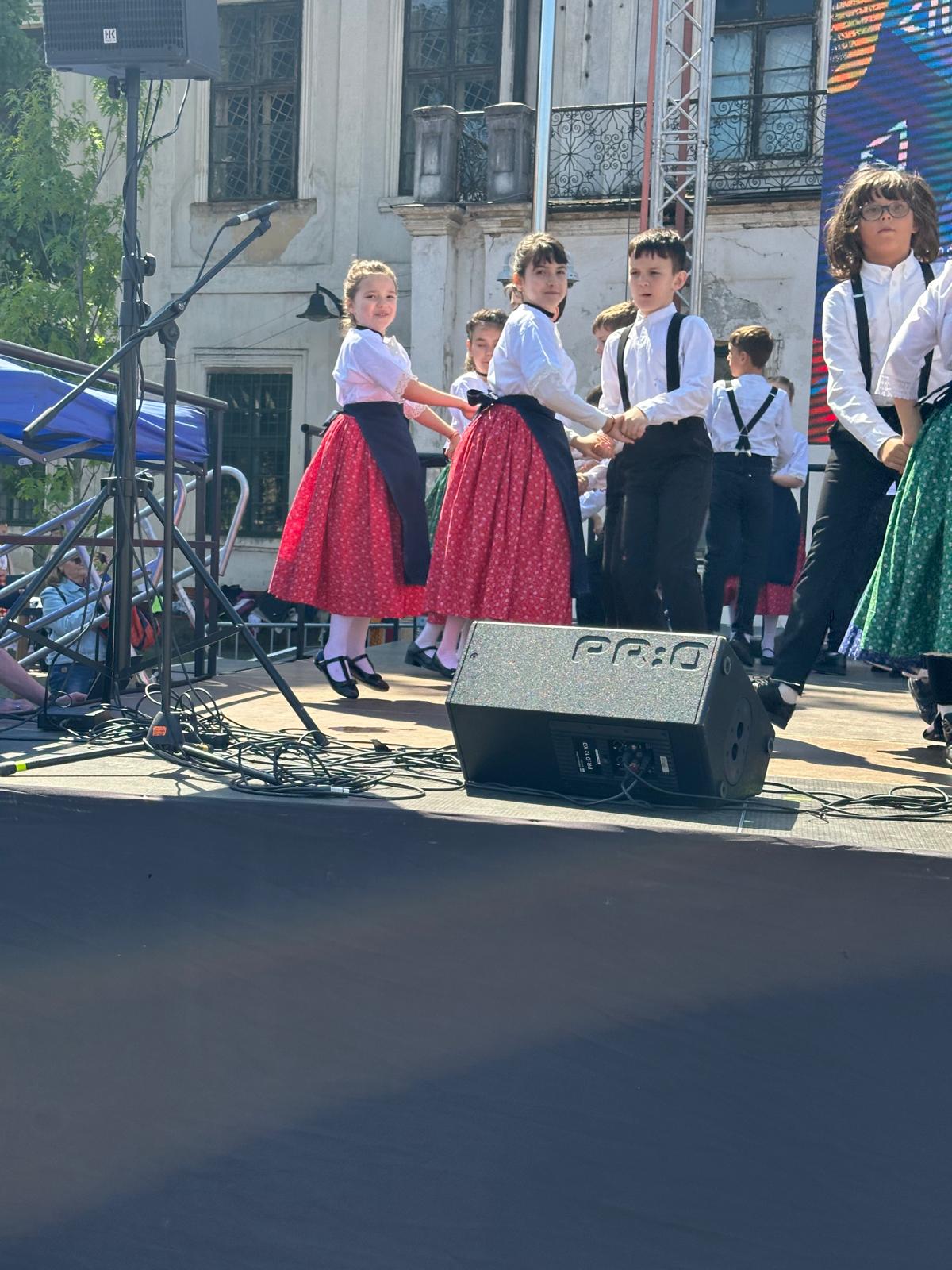 WhatsApp Image 2025-05-09 at 12.58.15 (4)