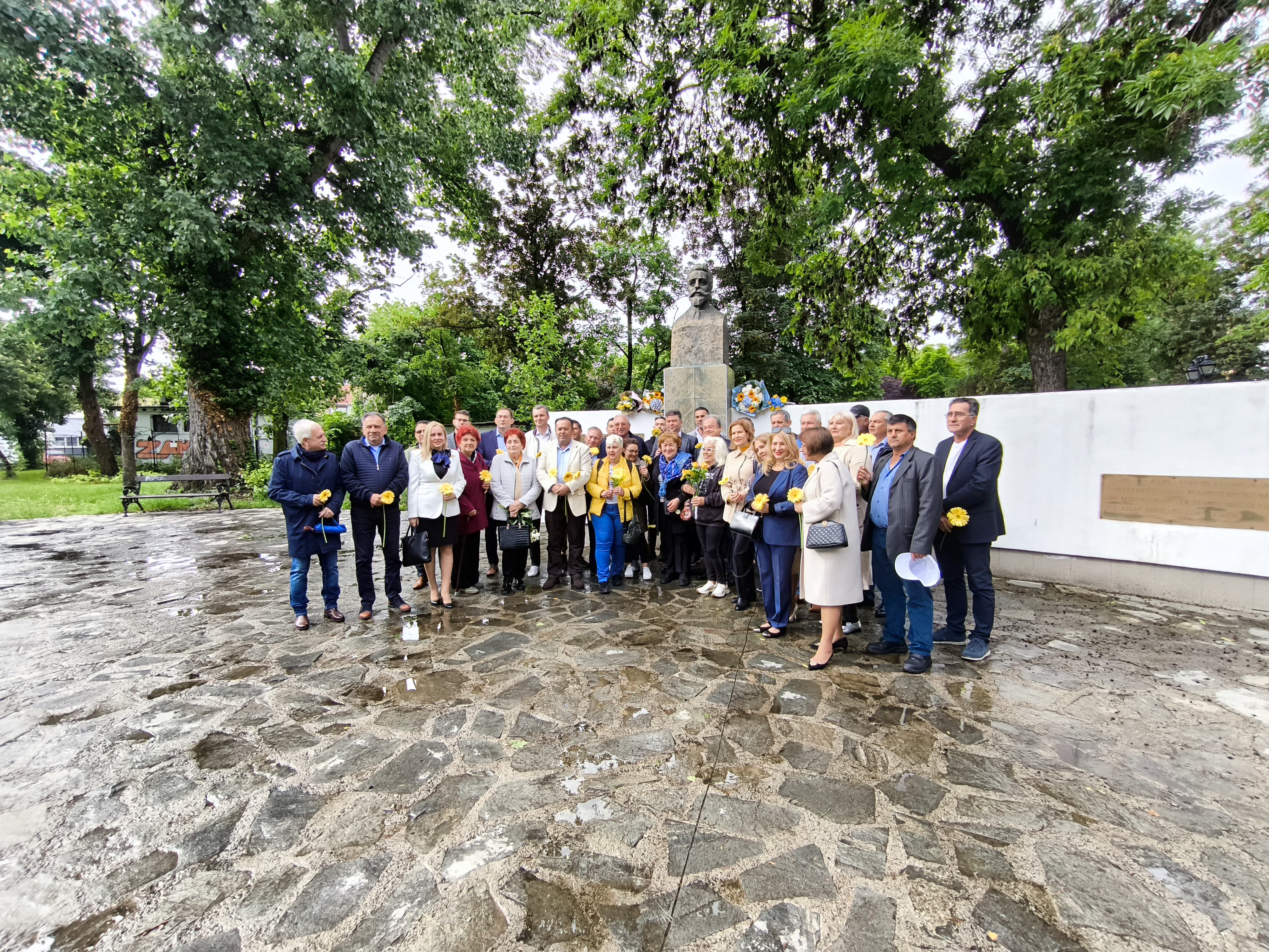 WhatsApp Image 2025-05-24 at 09.27.46 (1)