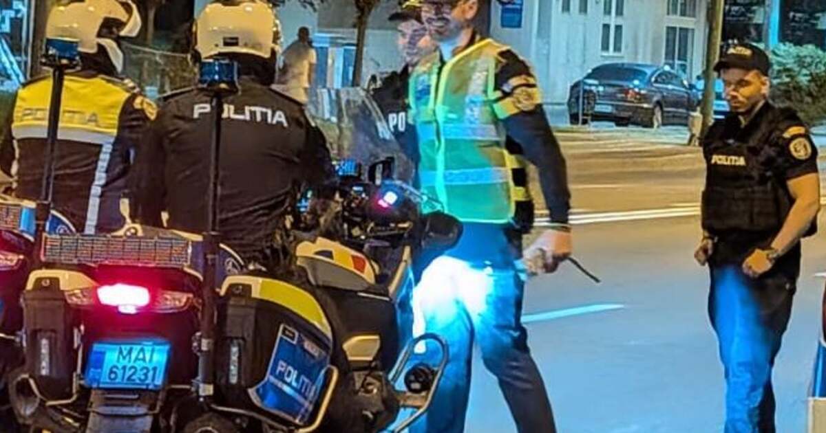 Șofer urmărit de poliție în Timișoara după ce a furat 10 milioane de lei. Șofer urmărit de poliție în Timișoara după ce a furat 10 milioane de lei.