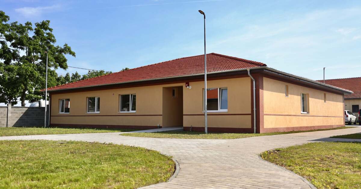 Trei cămine pentru persoane cu dizabilități, construite de CJT la Periam, FOTO