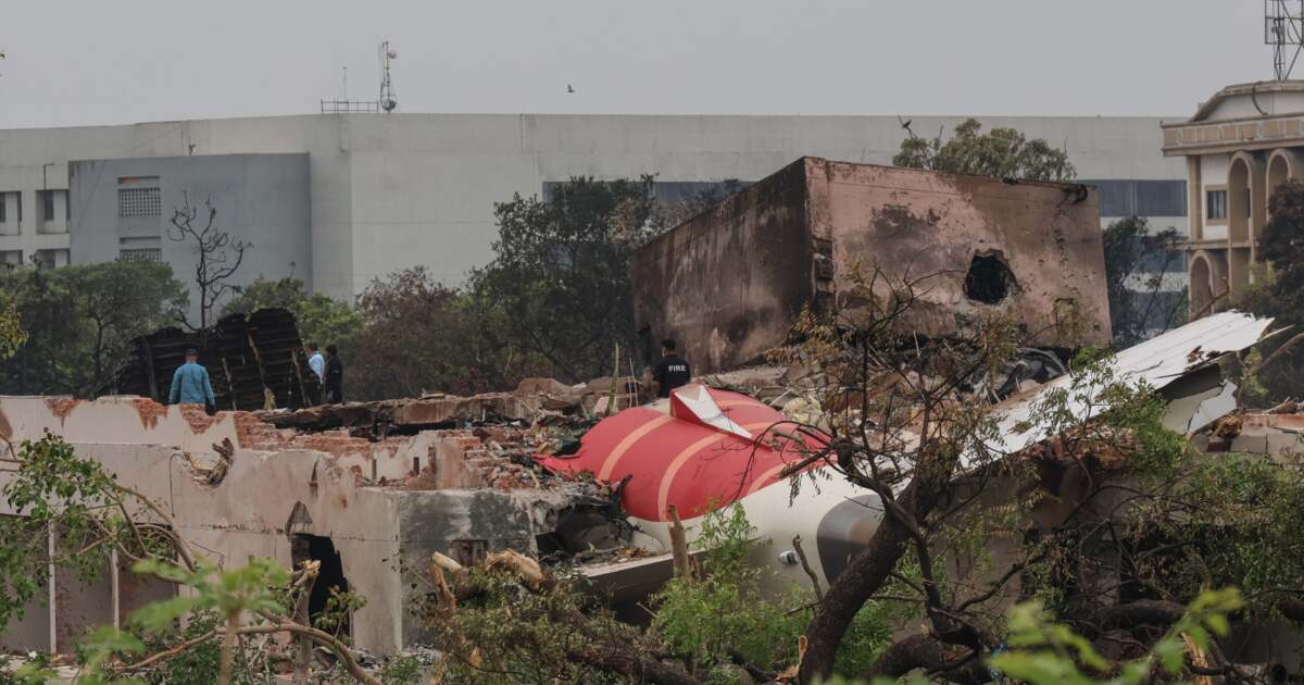 Tragedie în India: 280 de victime într-un accident aviatic, doar un supraviețuitor!