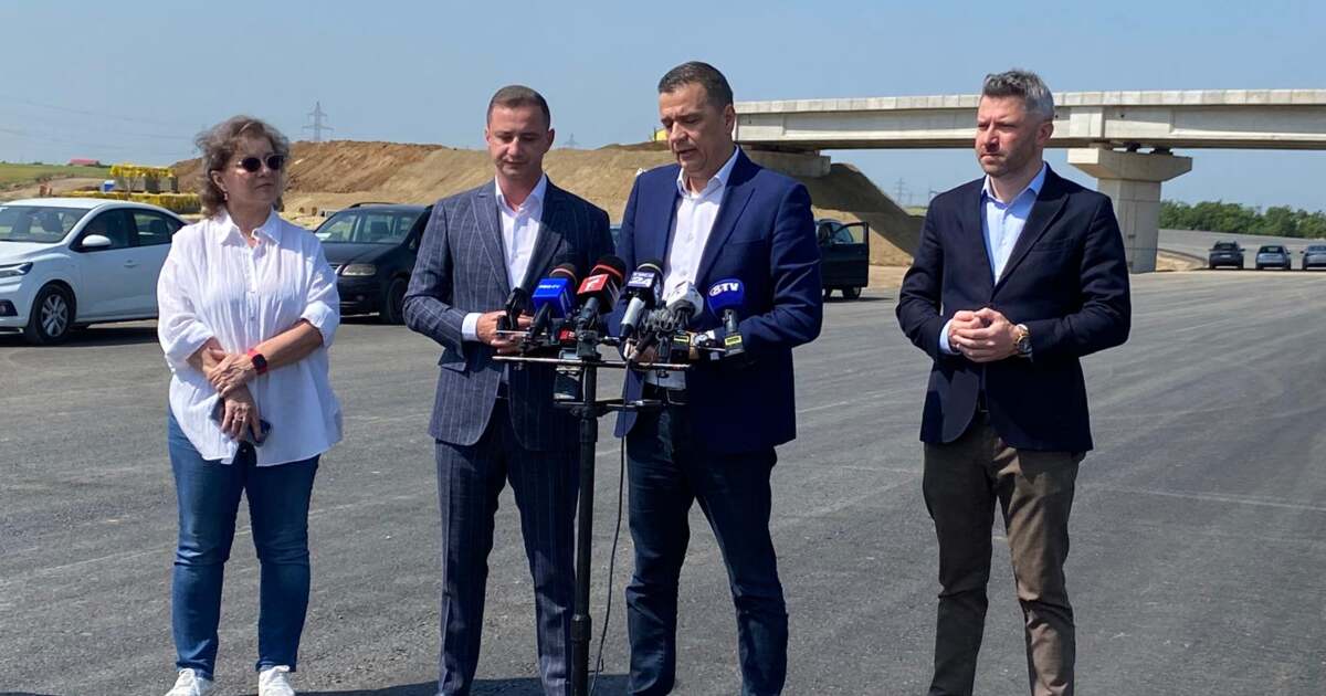 Grindeanu și Simonis afirmă: „Stadionul Dan Păltinișanu, prioritate esențială pentru Banat” Grindeanu și Simonis afirmă: „Stadionul Dan Păltinișanu, prioritate esențială pentru Banat”