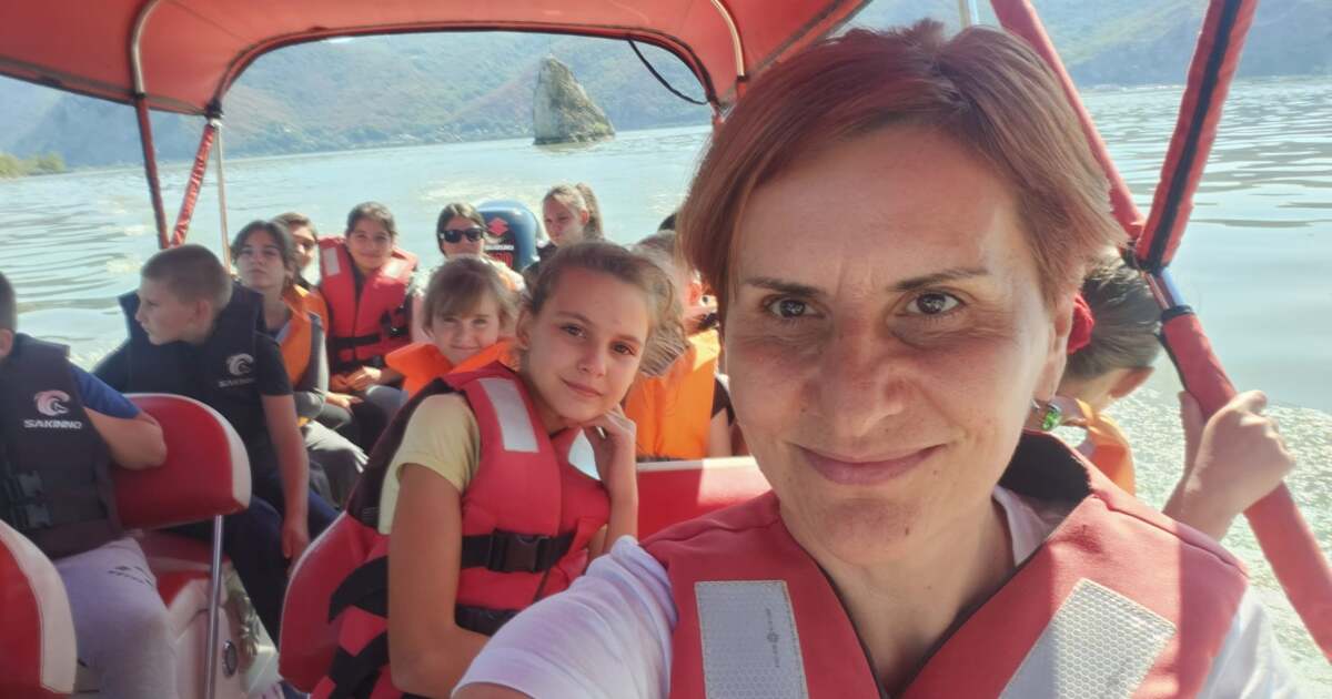 Angela Drăghia: „Cariera se construiește pas cu pas, indiferent de forma aleasă”