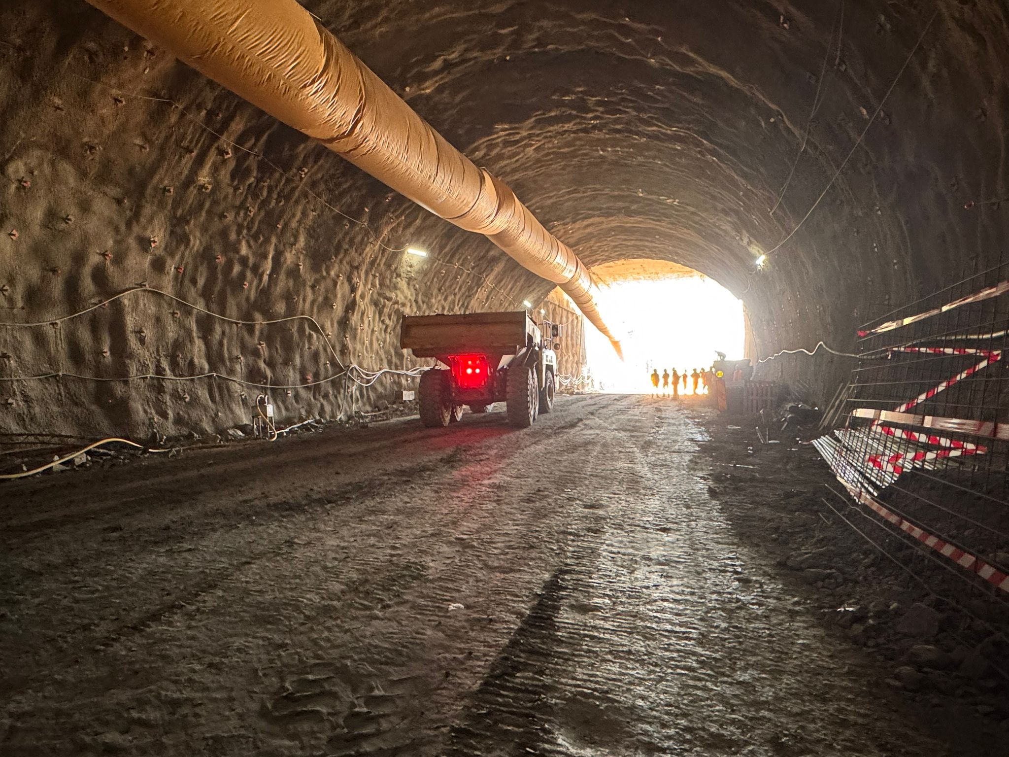 tuneluri ursi margina holdea A1 (8)