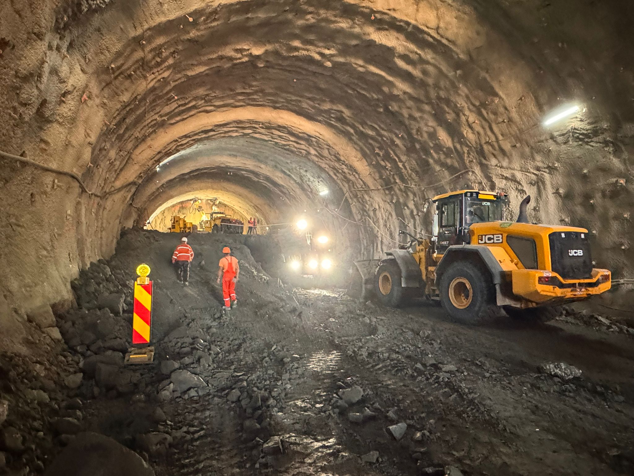 tuneluri ursi margina holdea A1 (1)