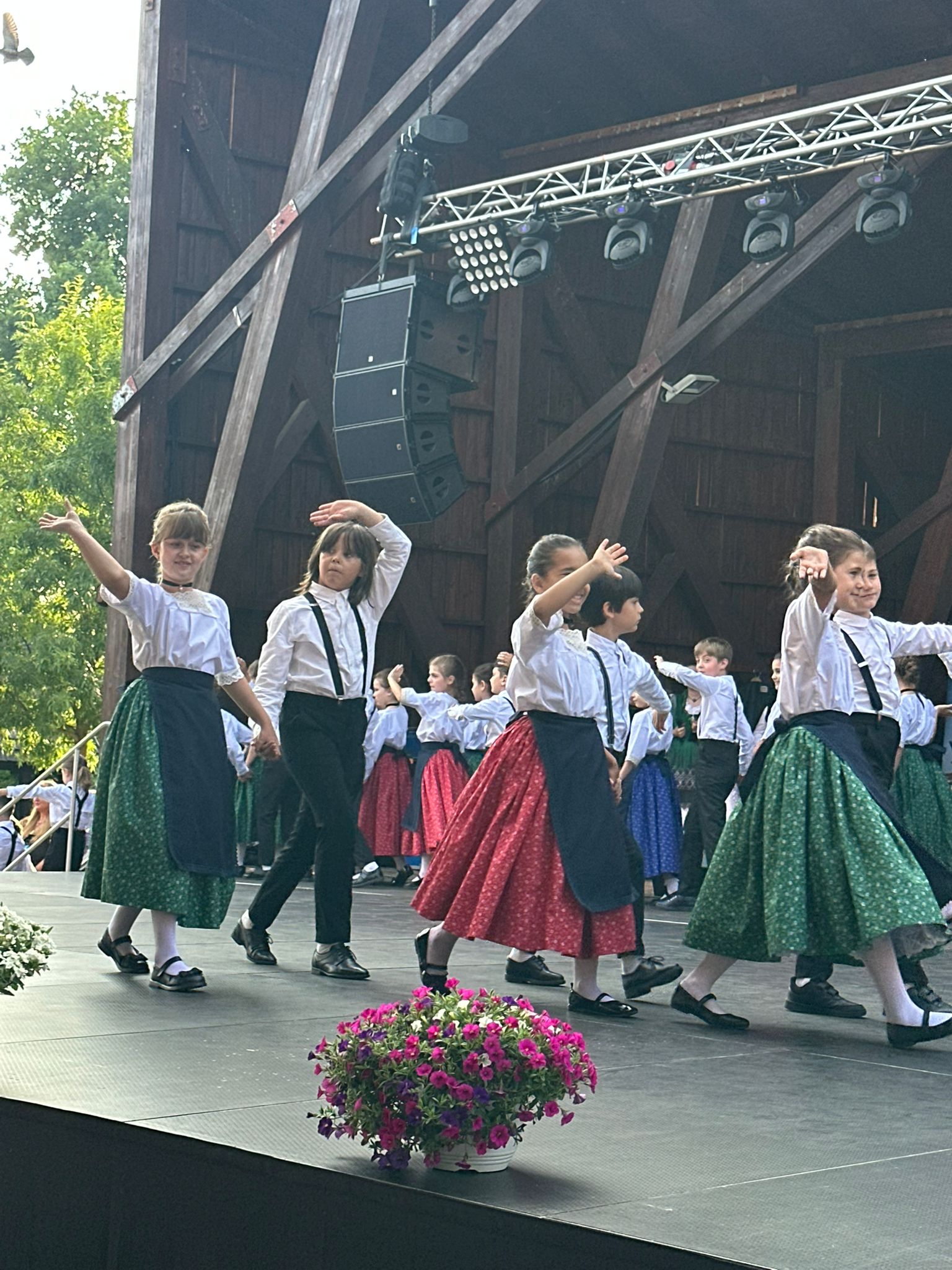 WhatsApp Image 2025-06-13 at 19.23.01