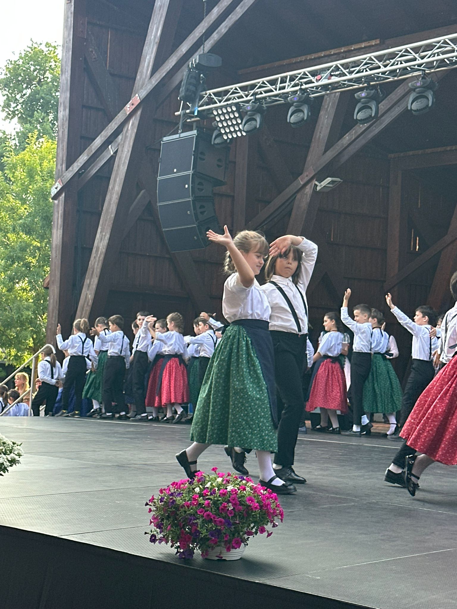 WhatsApp Image 2025-06-13 at 19.23.01 (1)