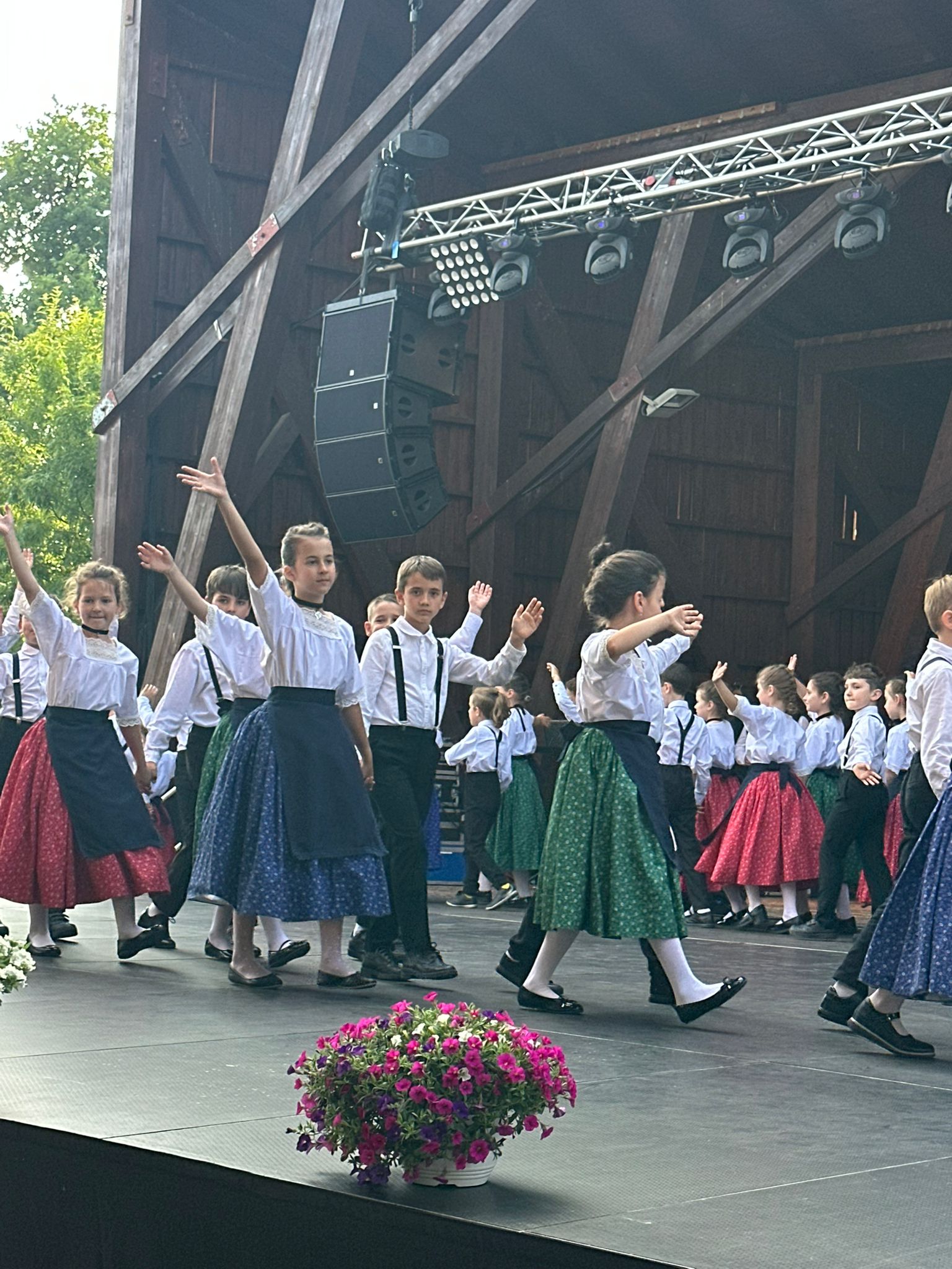 WhatsApp Image 2025-06-13 at 19.23.00