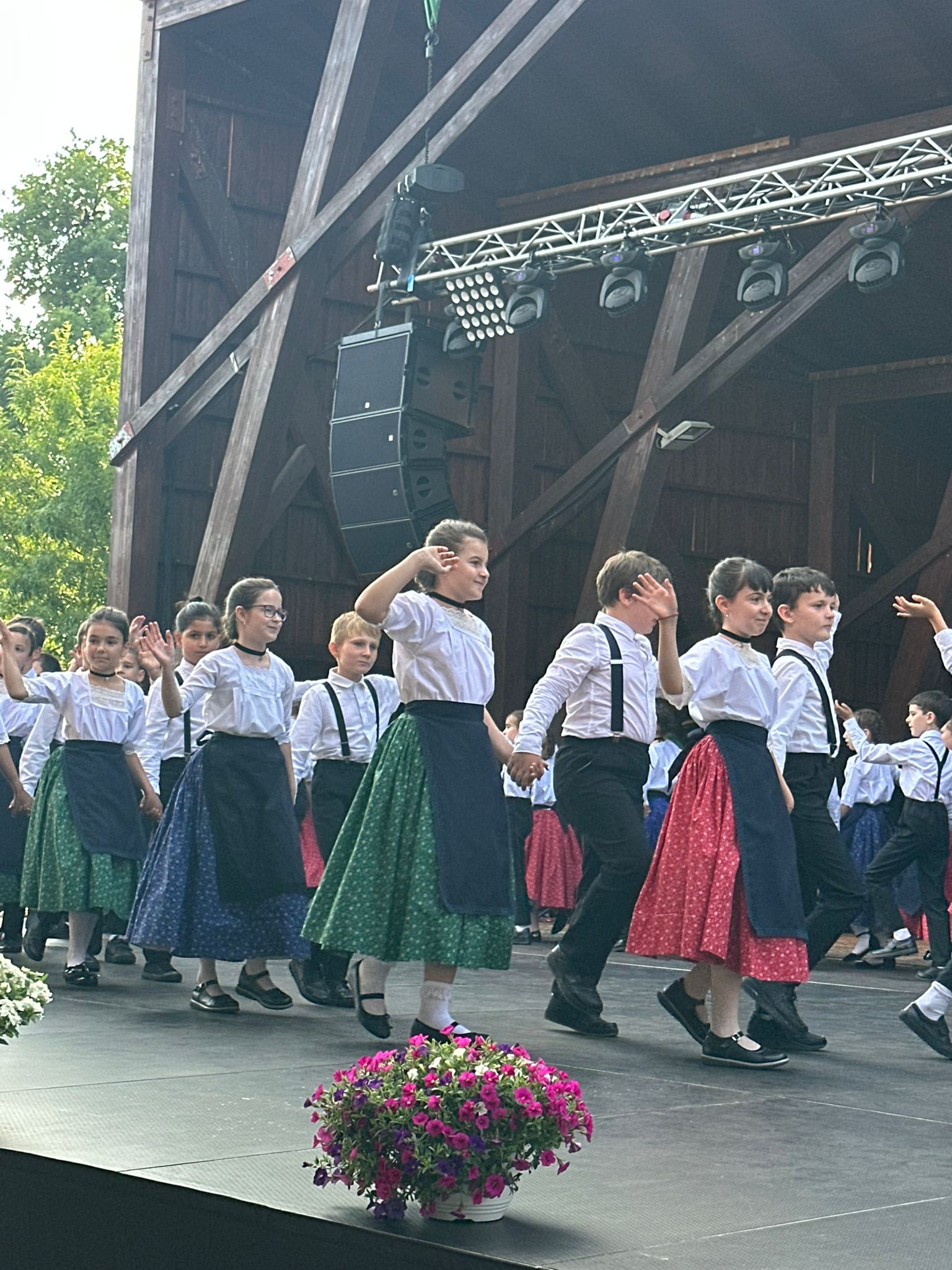 WhatsApp Image 2025-06-13 at 19.22.59 (2)