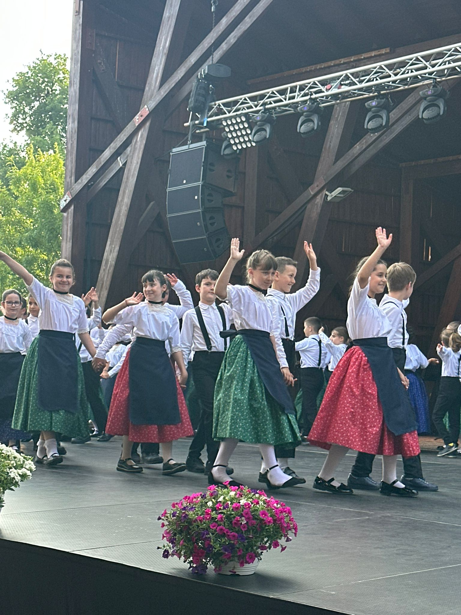 WhatsApp Image 2025-06-13 at 19.22.59