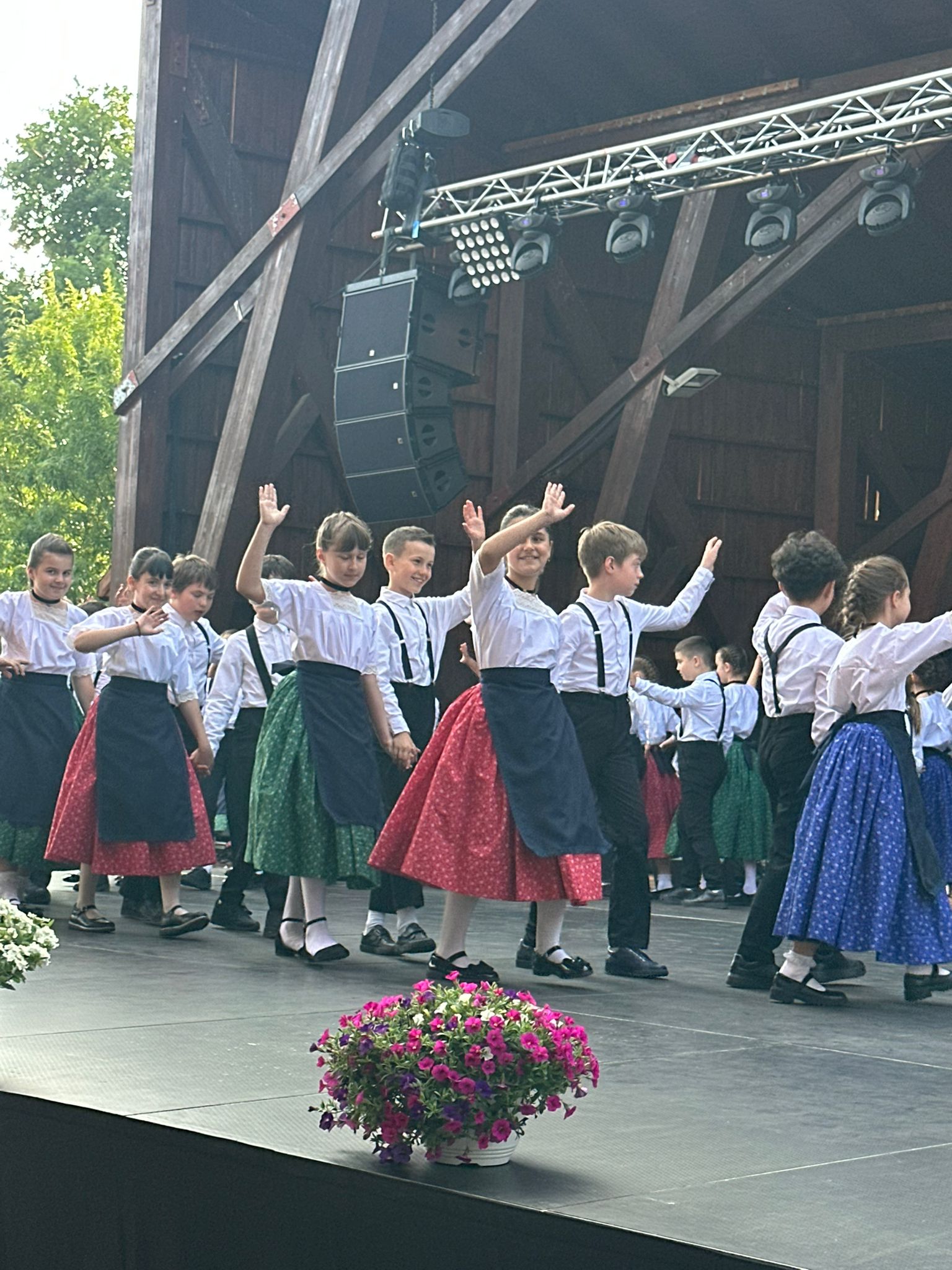 WhatsApp Image 2025-06-13 at 19.22.58 (3)