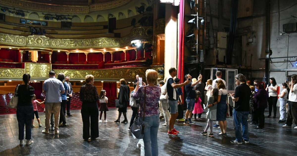 Opera din Timișoara: aproape 80 de ani regali și peste 40.000 de ...