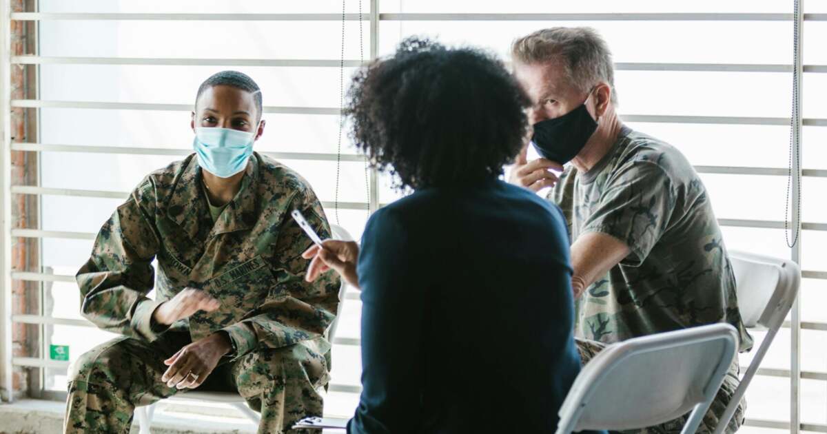 UVT lansează, în premieră națională, un program de masterat în asistență socială militară. UVT lansează, în premieră națională, un program de masterat în asistență socială militară.