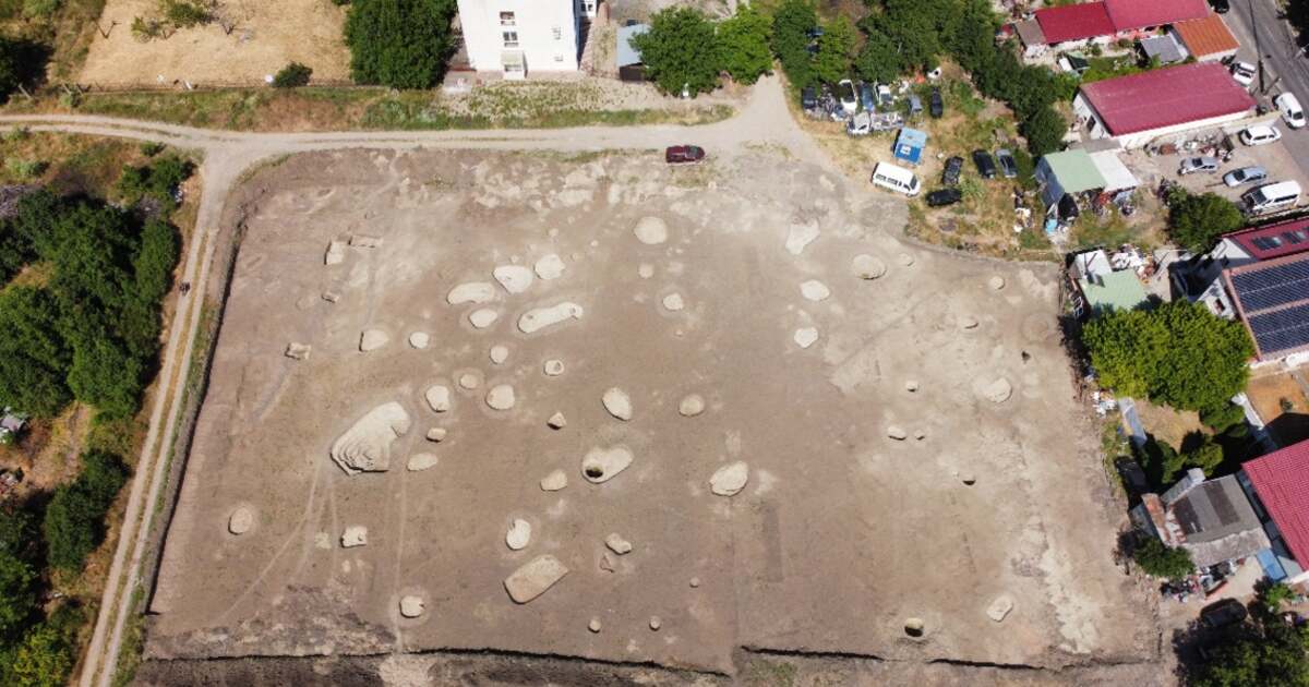 FOTO. Intervenții neautorizate și descoperiri fascinante în situl „Timișoara 45 – Fântâna Pașei” FOTO. Intervenții neautorizate și descoperiri fascinante în situl „Timișoara 45 – Fântâna Pașei”