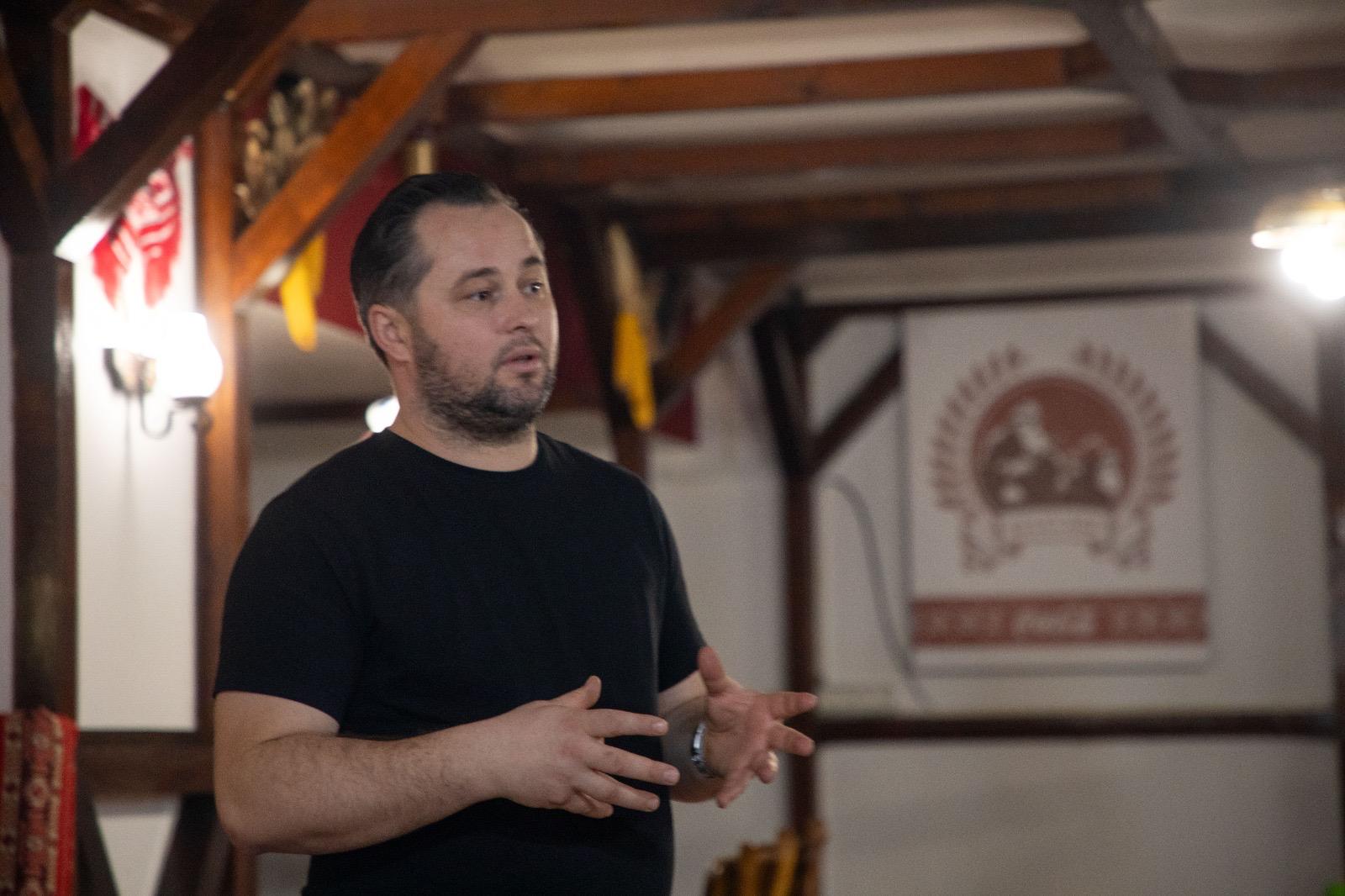 Valentin Pupaza (12)