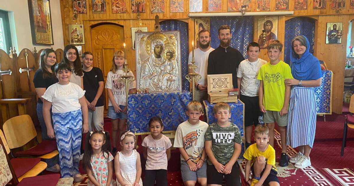 Copiii de la Parohia Blașcovici descoperă arta și tradițiile la școala de vară. Copiii de la Parohia Blașcovici descoperă arta și tradițiile la școala de vară.