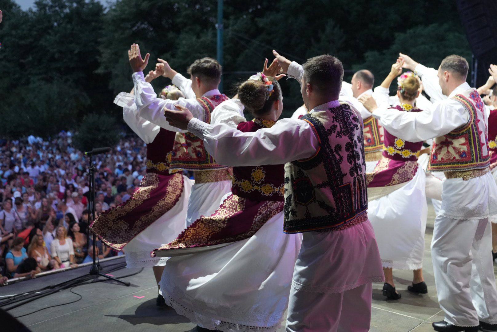 ansamblul Timisul Ziua Timisoarei 2025 (1)