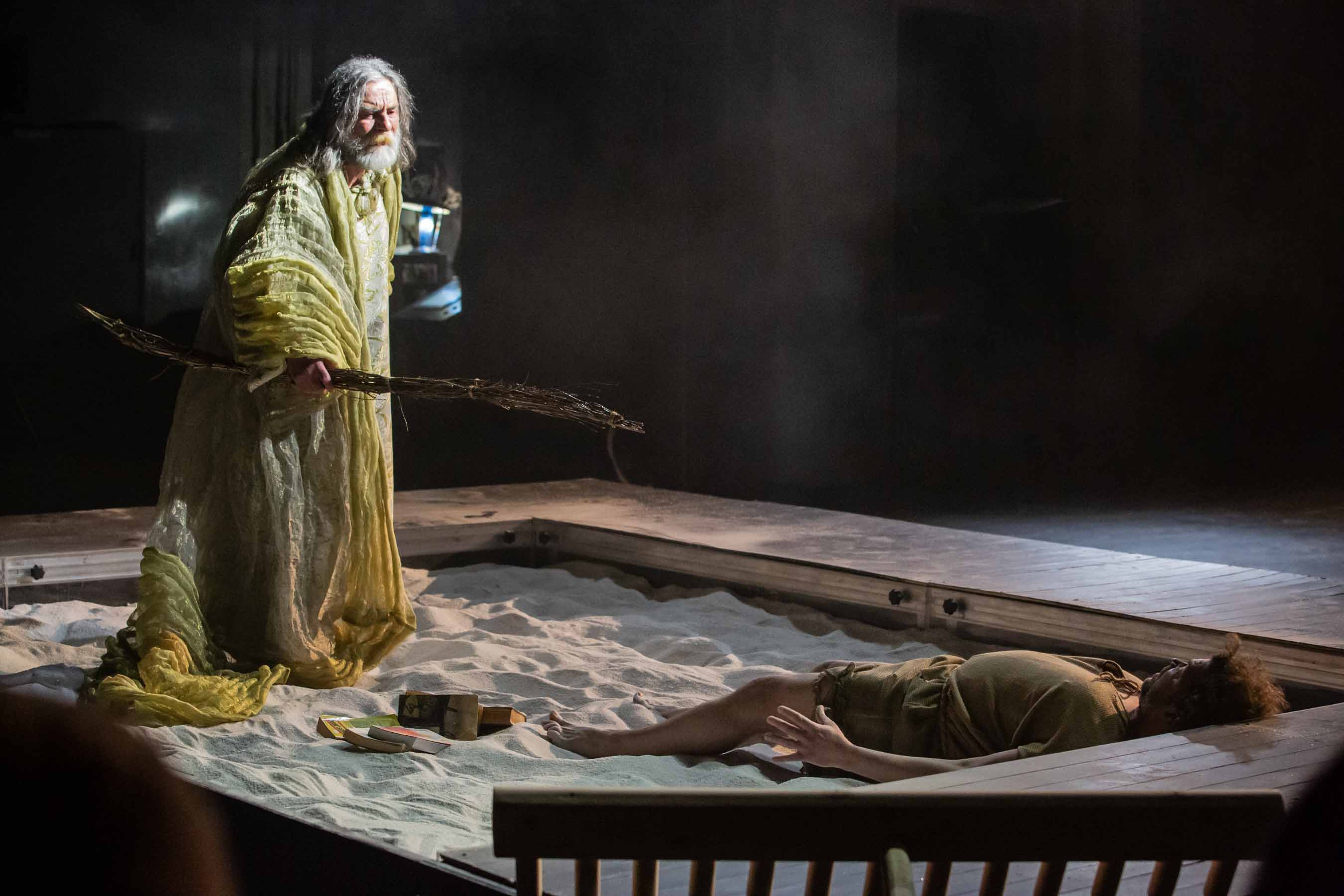 Sclavi cu final rescris (6)