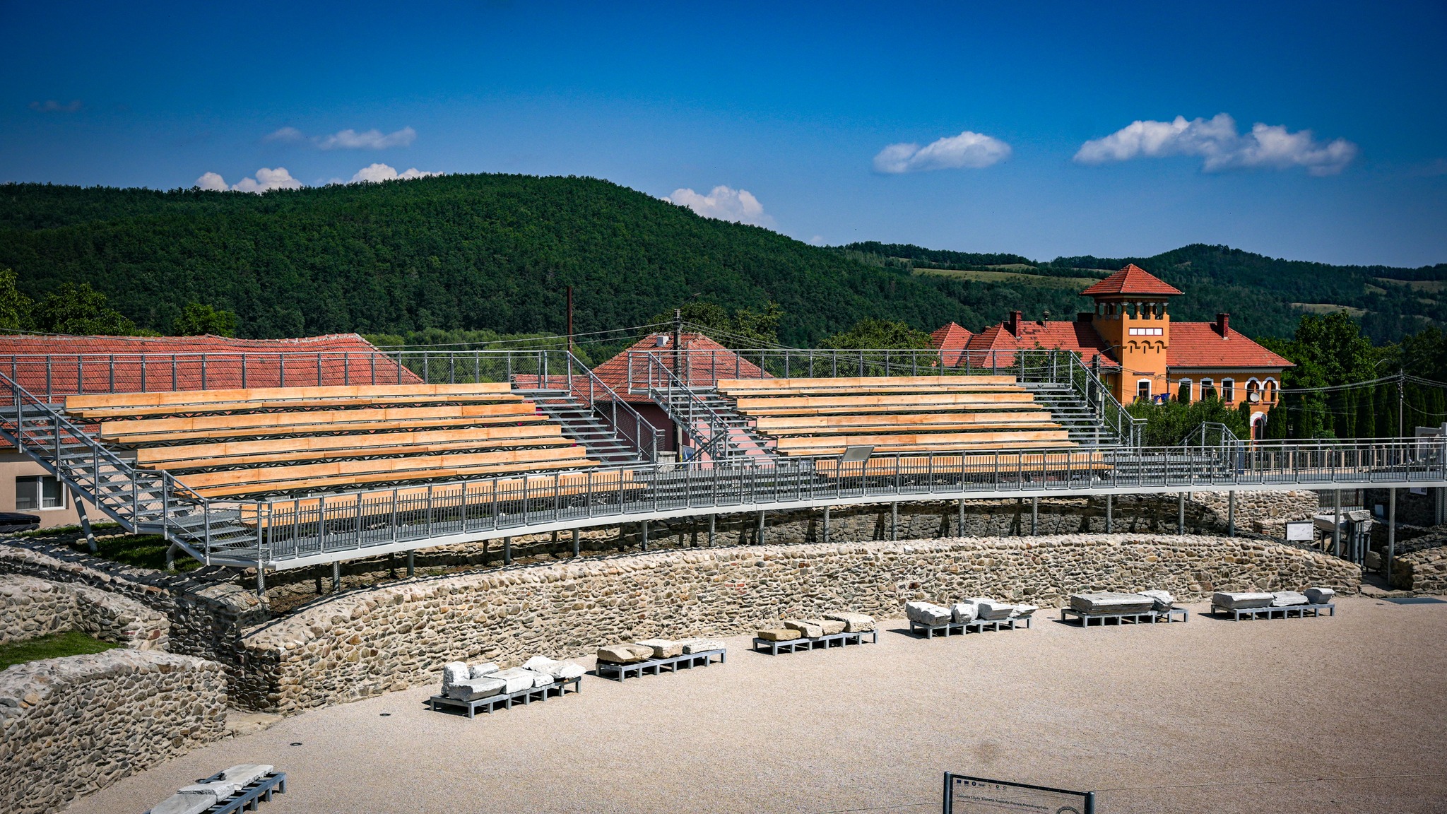 amfiteatru roman Sarmisegetuza (3)