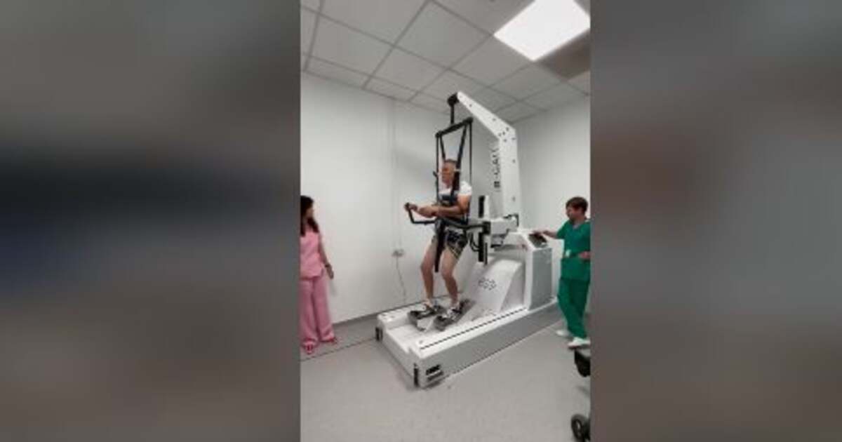 Un pacient paralizat își recâștigă mobilitatea după șapte săptămâni de tratament la Timișoara. Un pacient paralizat își recâștigă mobilitatea după șapte săptămâni de tratament la Timișoara.