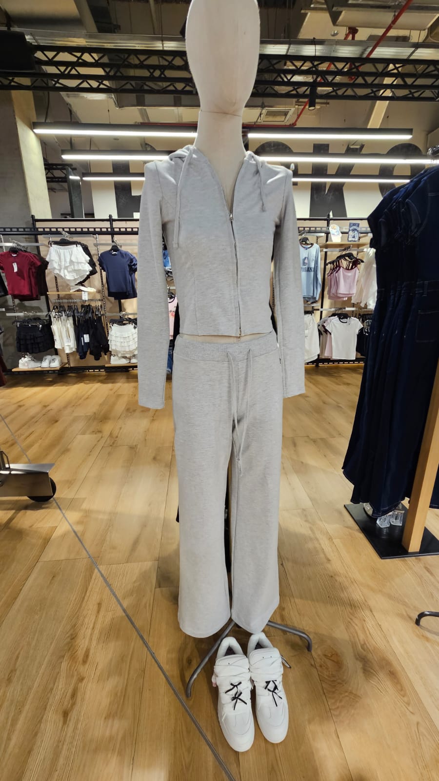 WhatsApp Image 2025-09-01 at 18.03.17 (2)