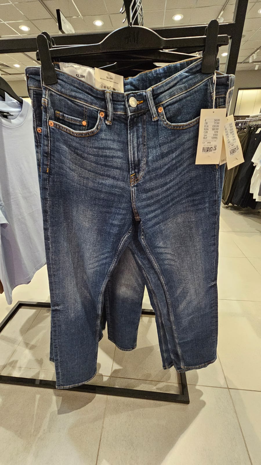 WhatsApp Image 2025-09-01 at 18.03.15