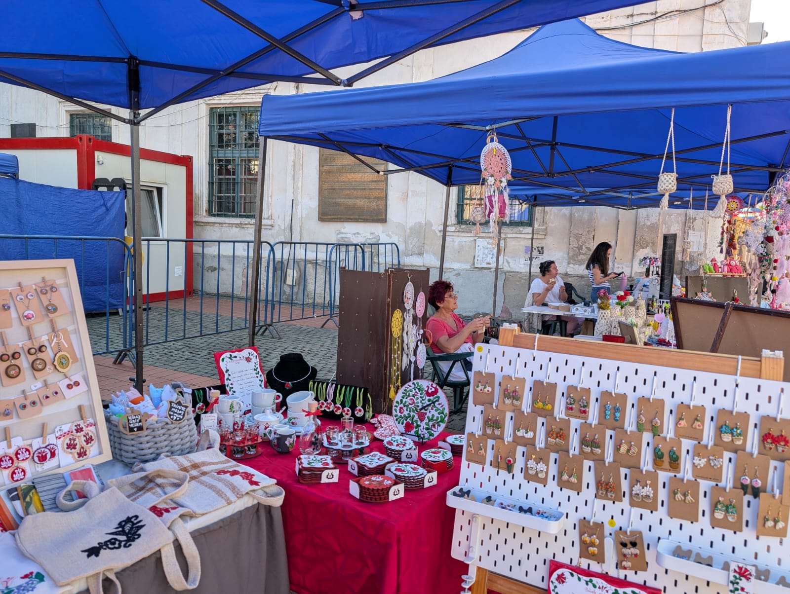 WhatsApp Image 2025-09-19 at 13.13.23 (1)