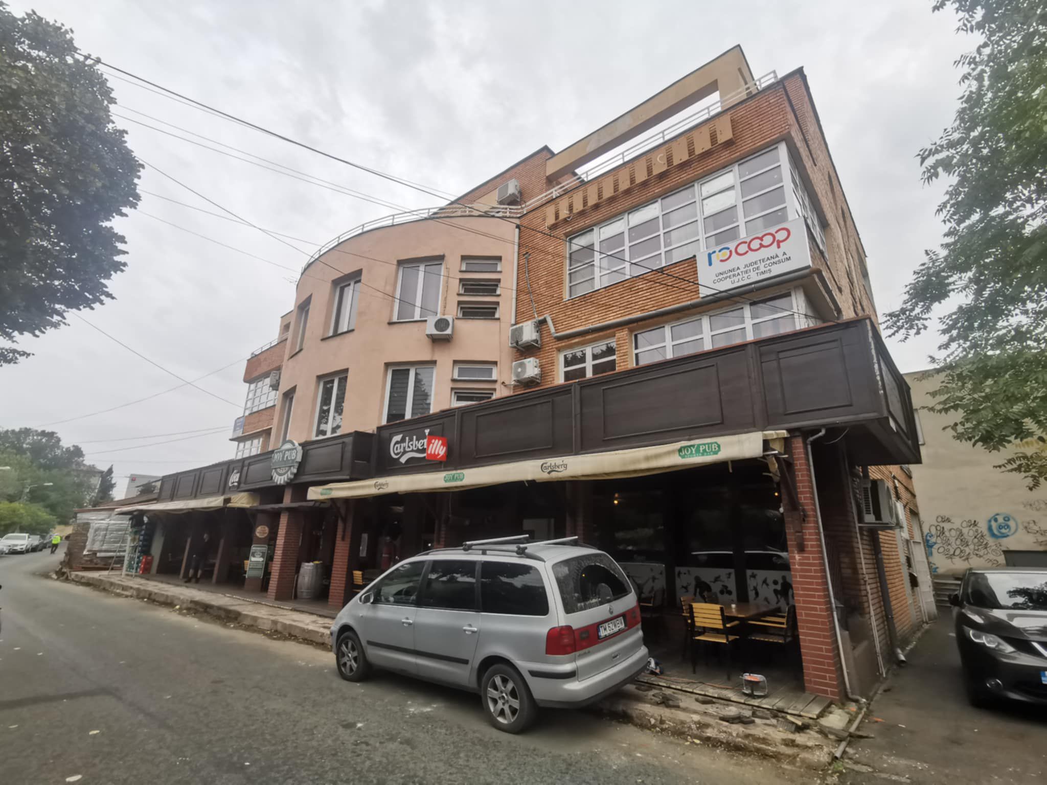 DEMOLARE DINAR ȘI JOY