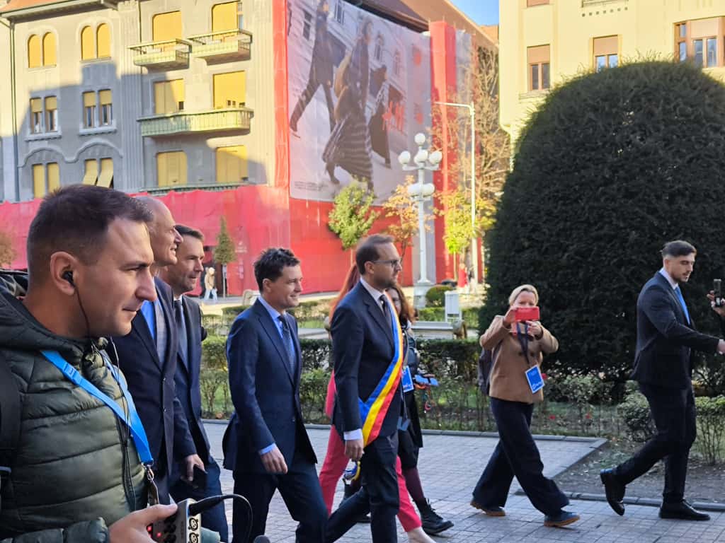 WhatsApp Image 2025-09-30 at 09.23.51