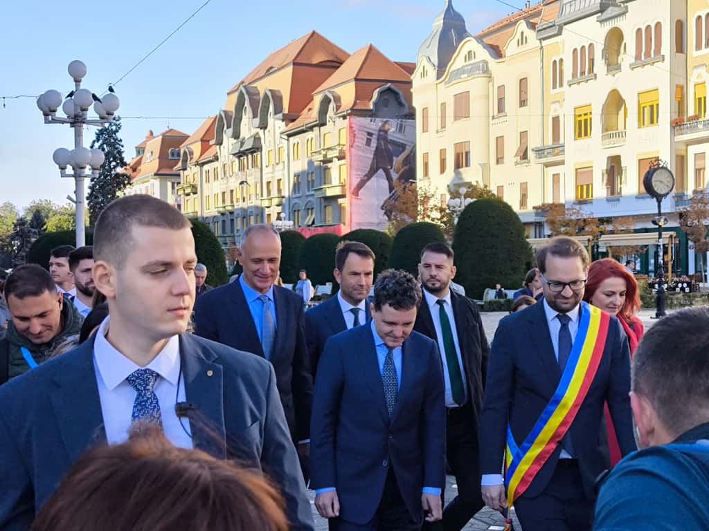 WhatsApp Image 2025-09-30 at 09.23.50 (2)