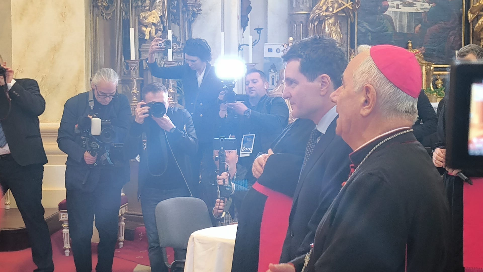 WhatsApp Image 2025-09-30 at 11.11.32 (2)