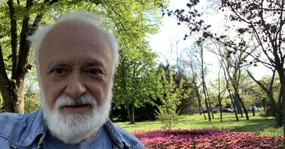 Adrian Munteanu, câștigător al Premiului European de Poezie, va prezenta un spectacol deosebit la Timișoara. Adrian Munteanu, câștigător al Premiului European de Poezie, va prezenta un spectacol deosebit la Timișoara.