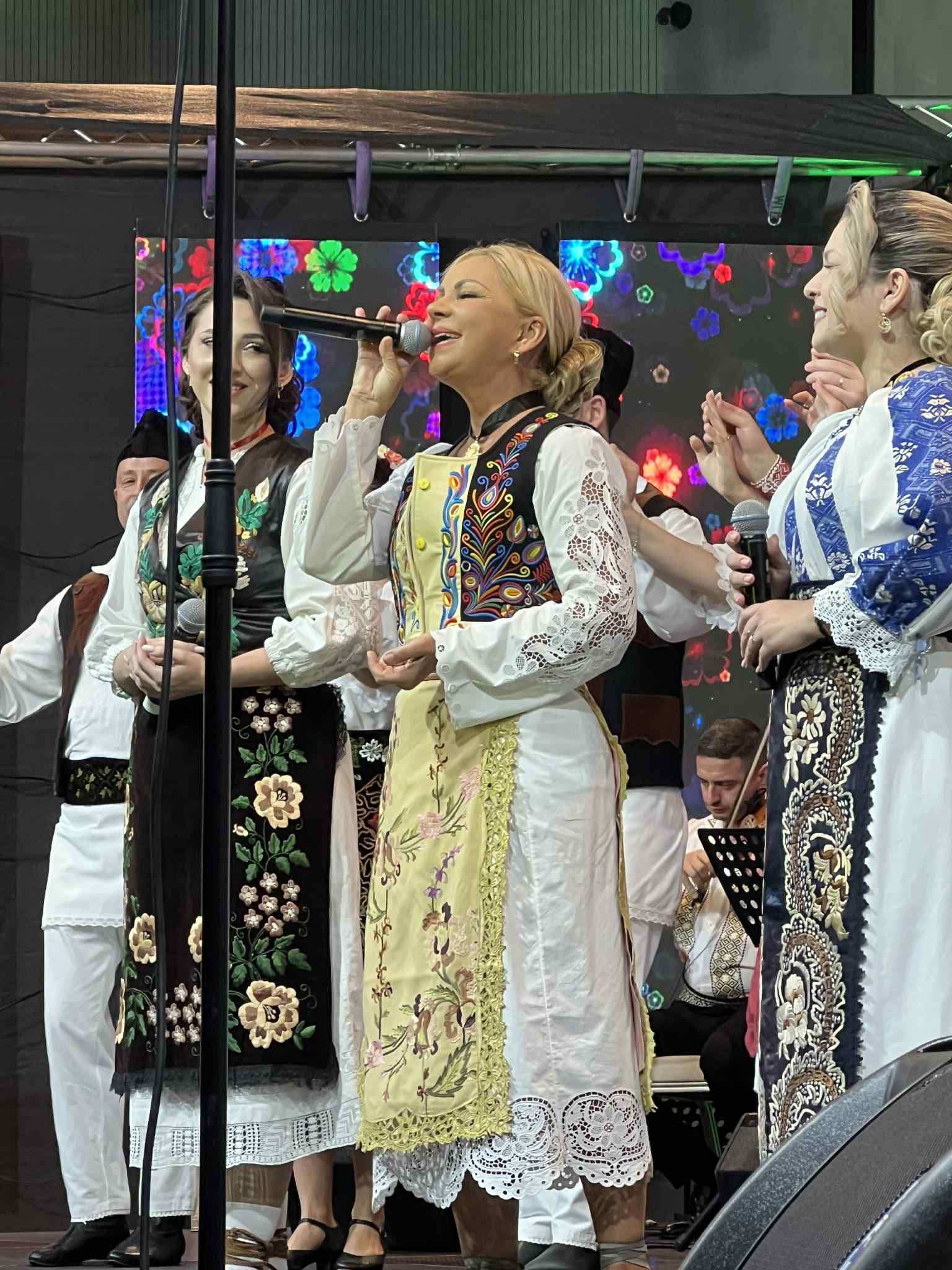 9c066f52-8059-4d2e-95b4-695783de14a2