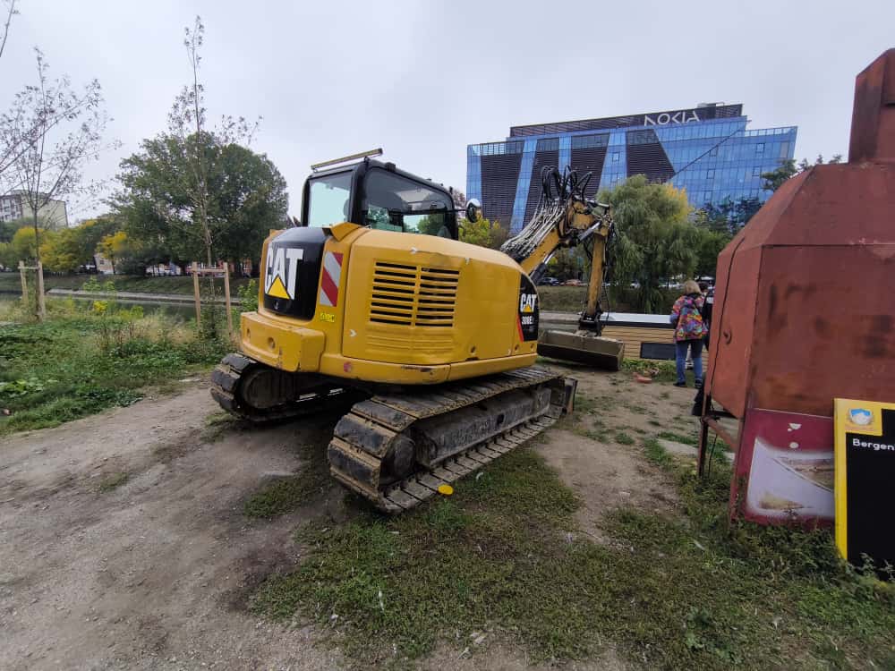 WhatsApp Image 2025-10-10 at 11.09.45