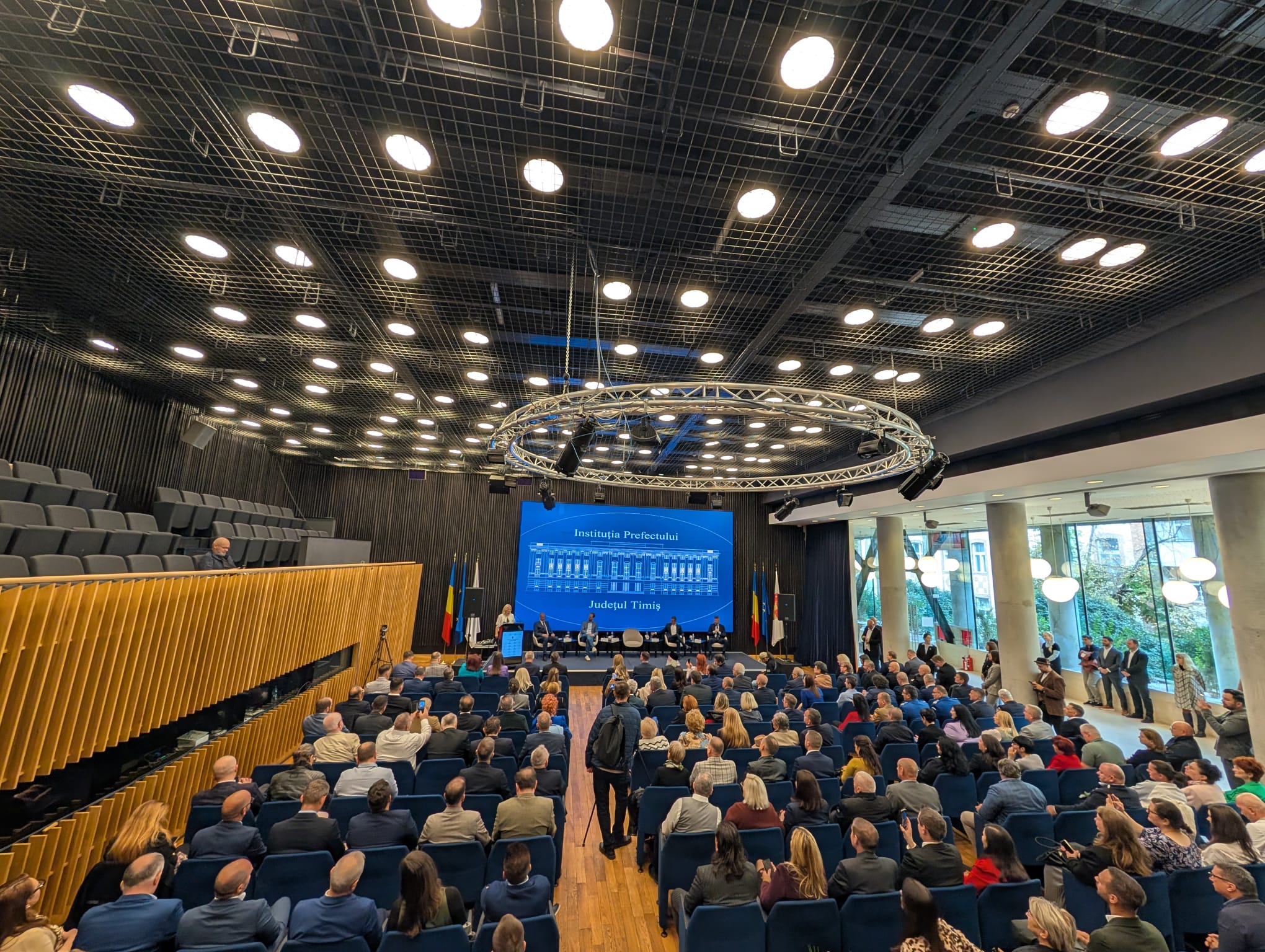 sala multifunctionala (7)