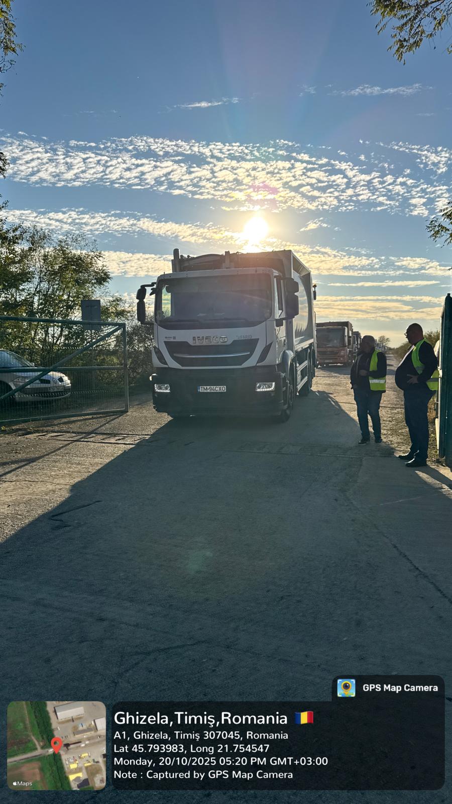 WhatsApp Image 2025-10-20 at 17.57.12 (1)