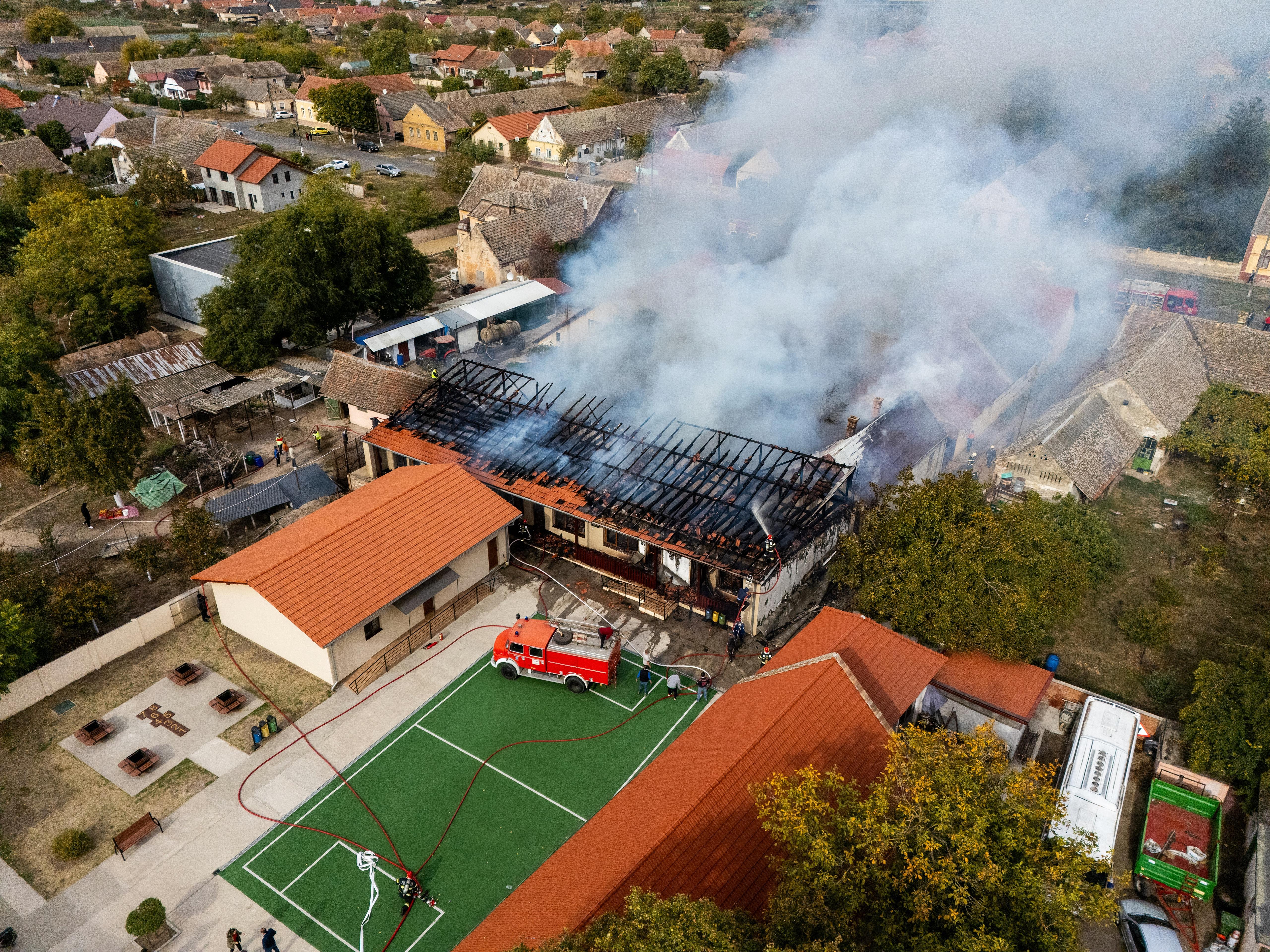 WhatsApp Image 2025-10-21 at 15.56.38 (1)