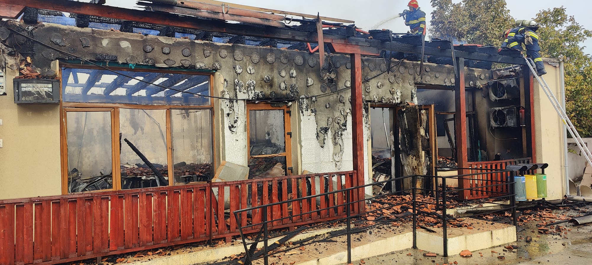 WhatsApp Image 2025-10-21 at 15.56.37 (1)