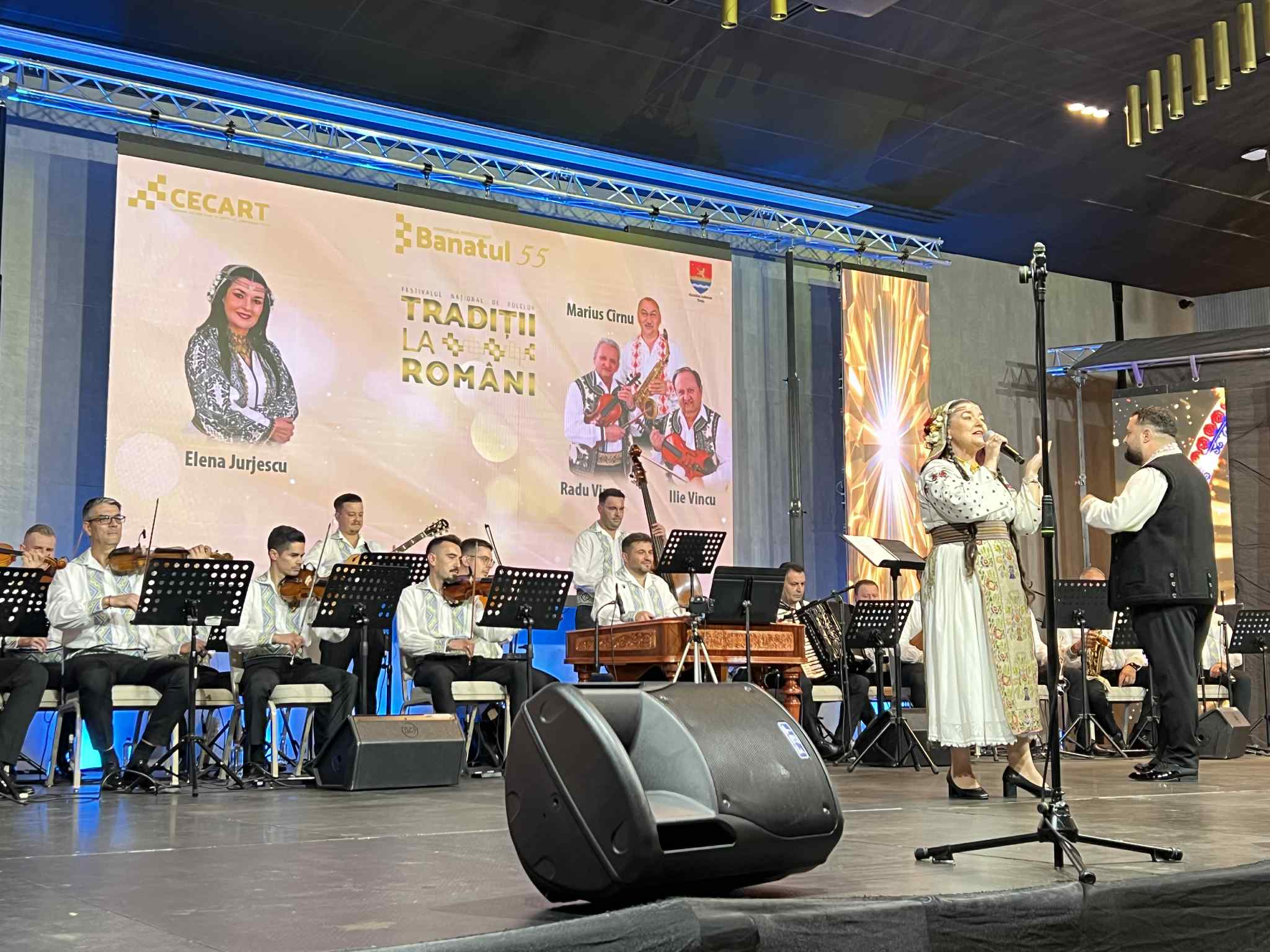 Traditii la Romani prima seara (6)