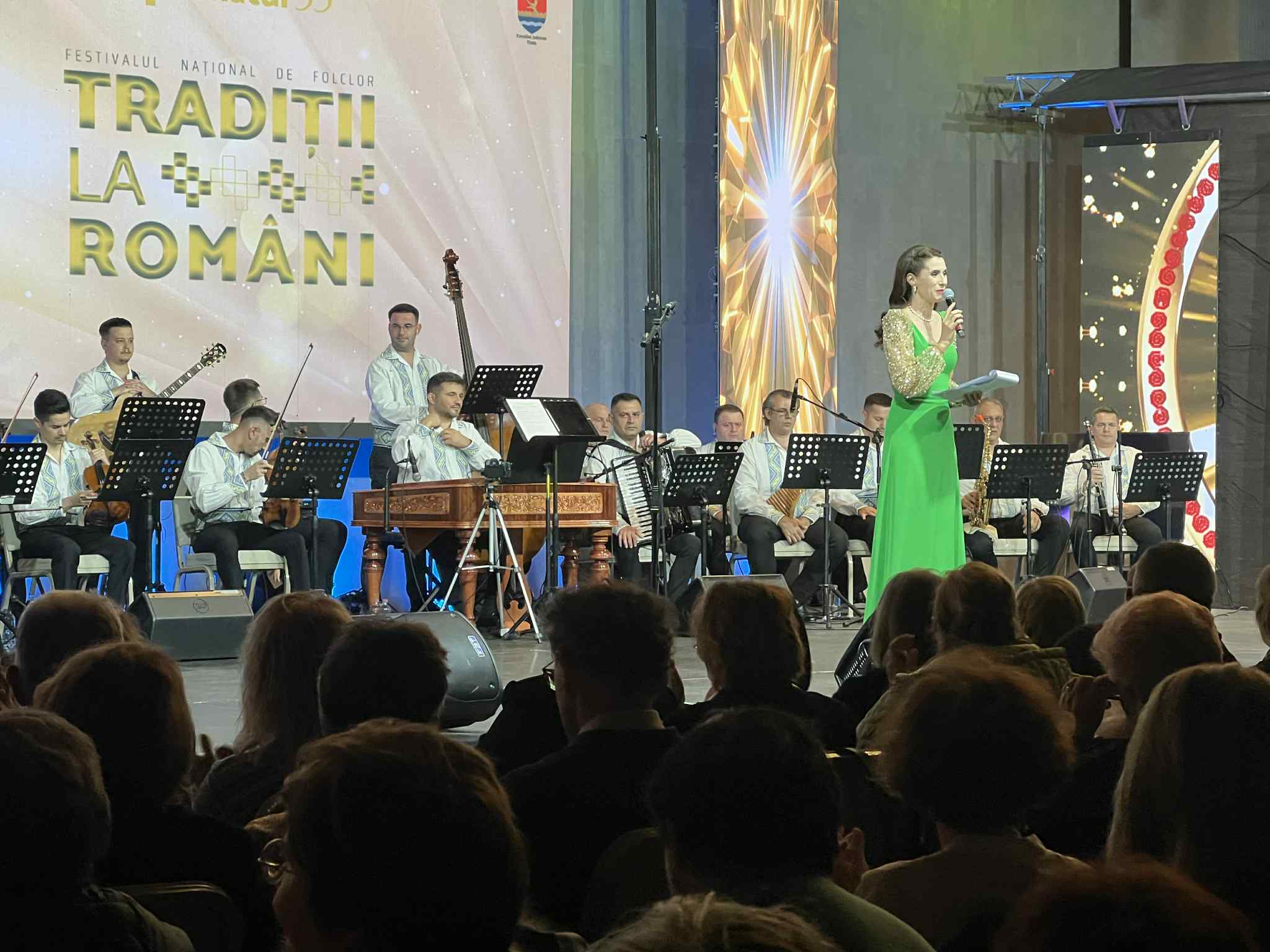 Traditii la Romani prima seara (19)