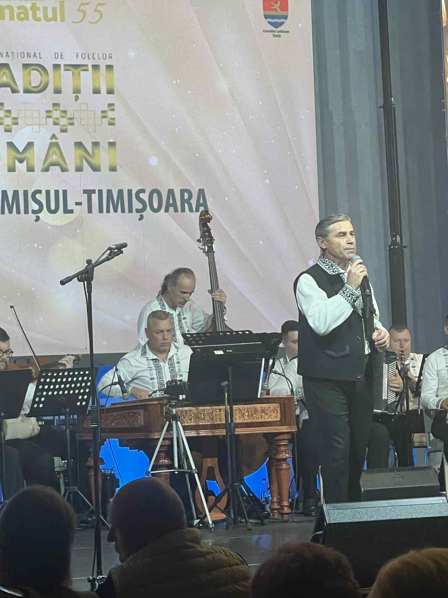 Traditii la Romani prima seara (21)