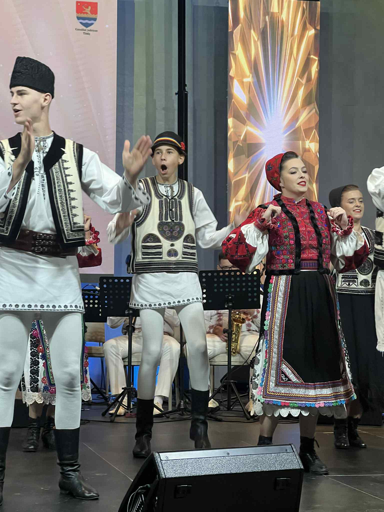 Traditii la Romani prima seara (29)