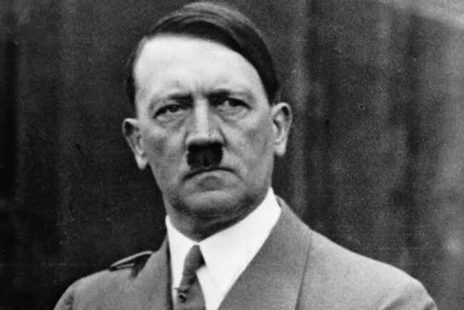 Descoperire &#537;ocant&#259;: Hitler ar fi avut o boal&#259; genetic&#259; ce afecteaz&#259; dezvoltarea sexual&#259;